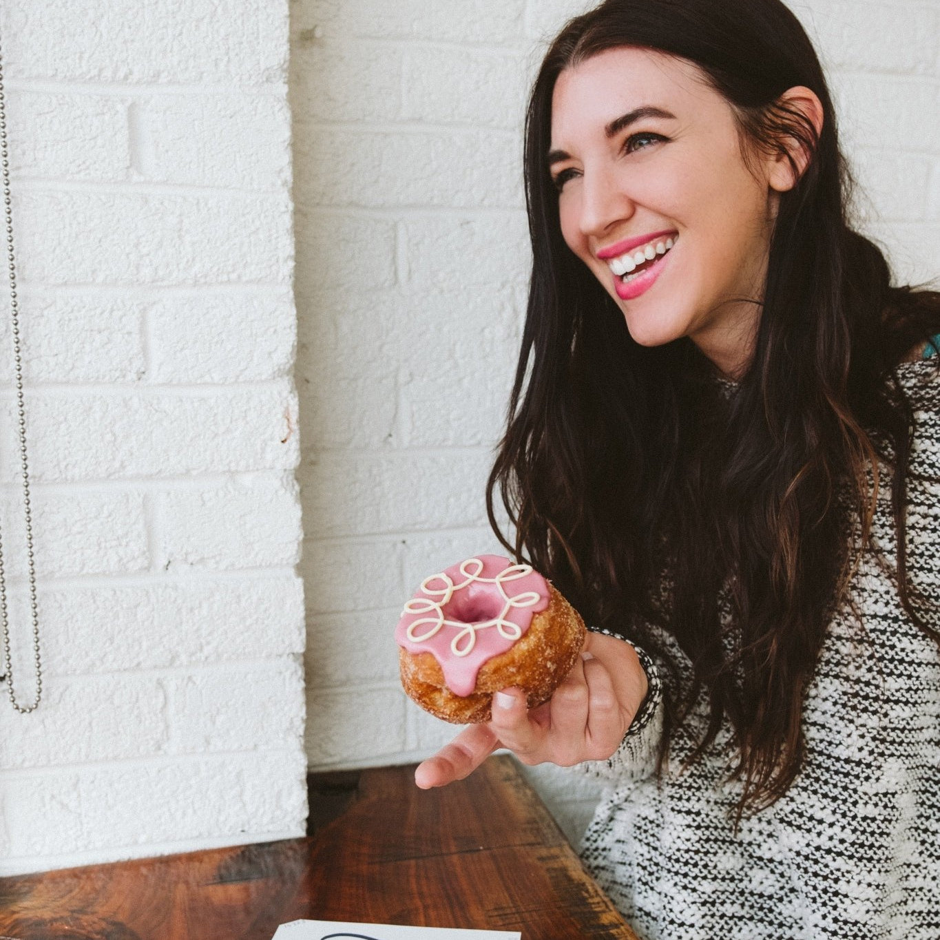5 Ways to Spread Love - Lumitory