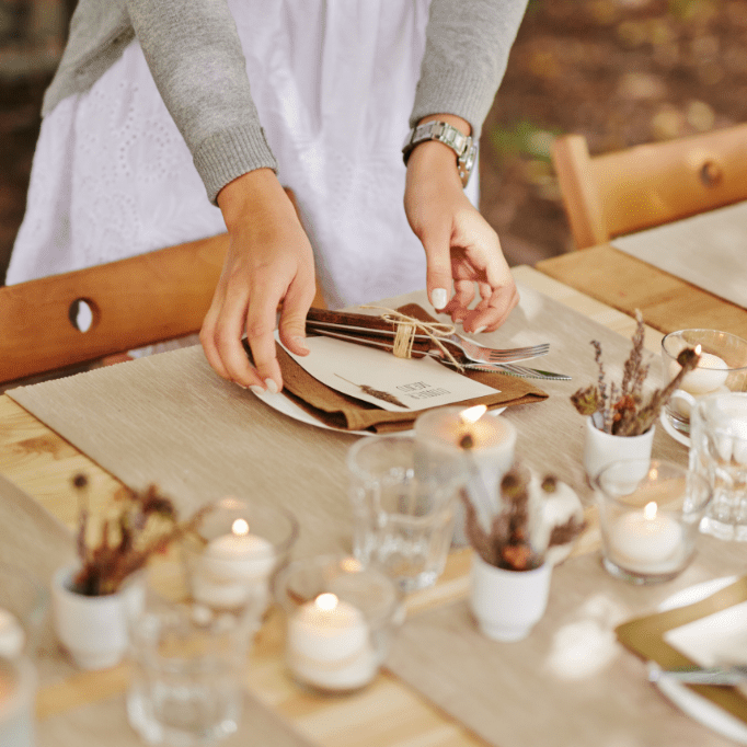 The Ultimate Guide to Hosting a Stress-Free Thanksgiving - Lumitory