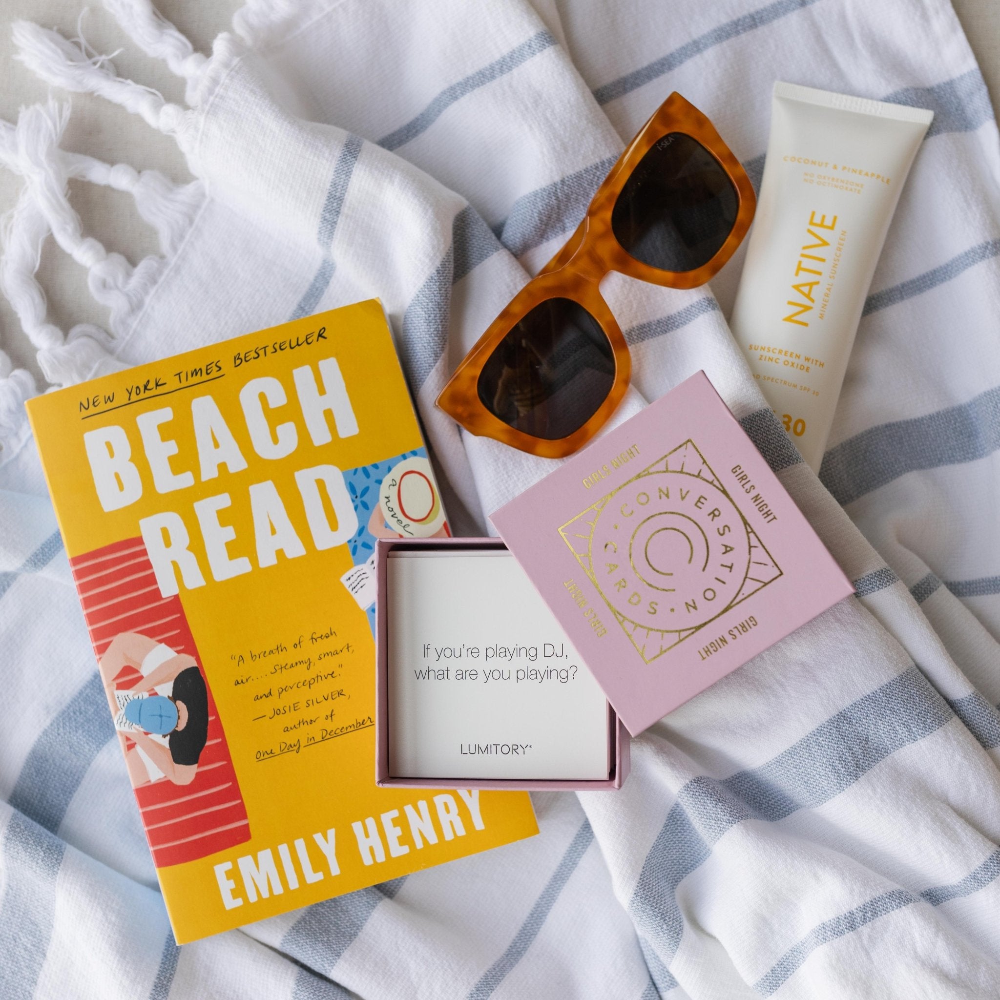 Spring Break Essentials: What We’re Loving Right Now - Lumitory